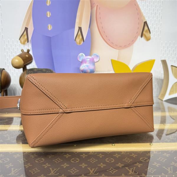 2026120182257849 270